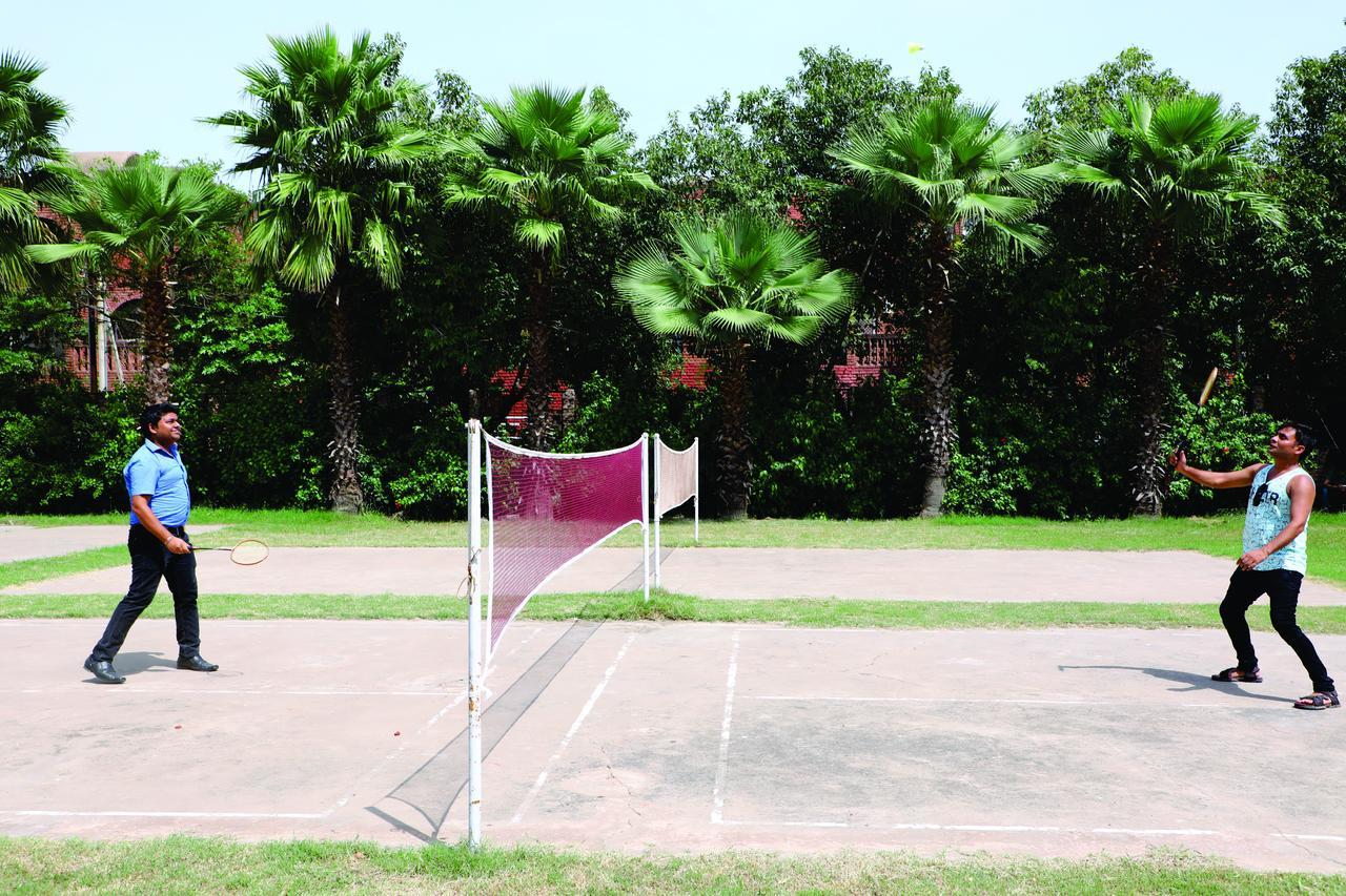 Magsons Resorts Vrindavan Kosi Exterior photo