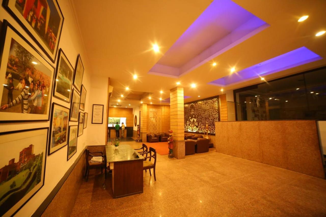 Magsons Resorts Vrindavan Kosi Exterior photo